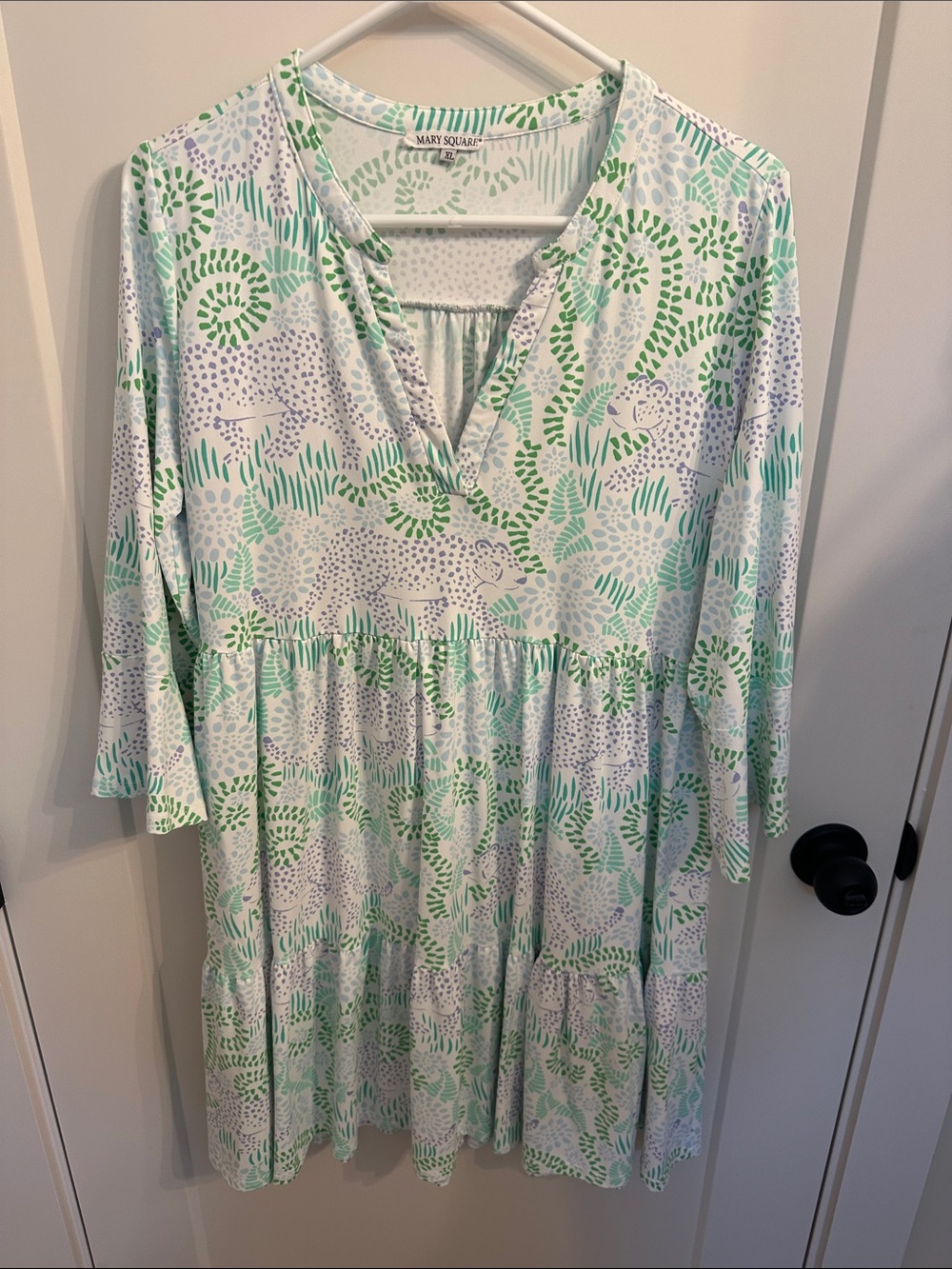 Mary Square Green & White V-Neck Tiered Long-Sleeve Dress